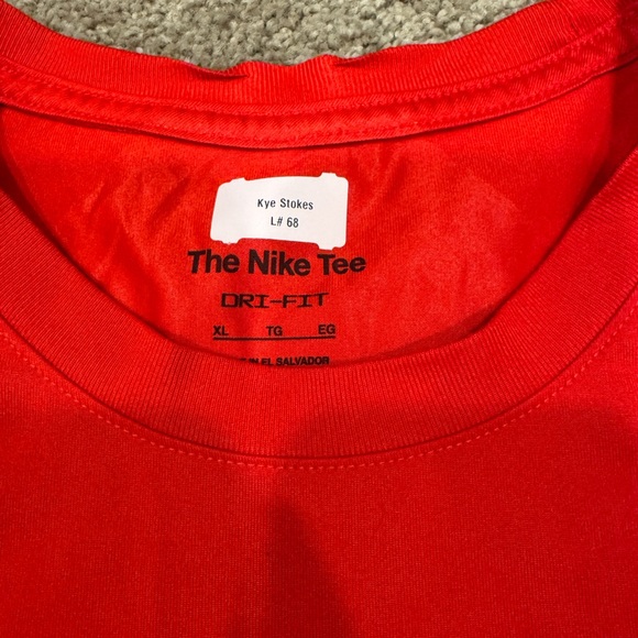 Nike Cincinnati Bearcats Team Issued Short Sleeve Dri-Fit Shirt Mens Size XL red - Picture 3 of 3